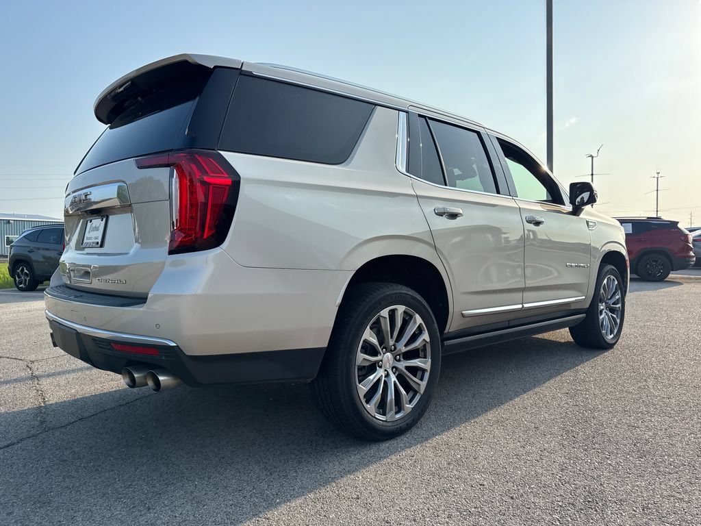 Used 2021 GMC Yukon Denali w/ Denali Premium Package AWD/4WD image 7