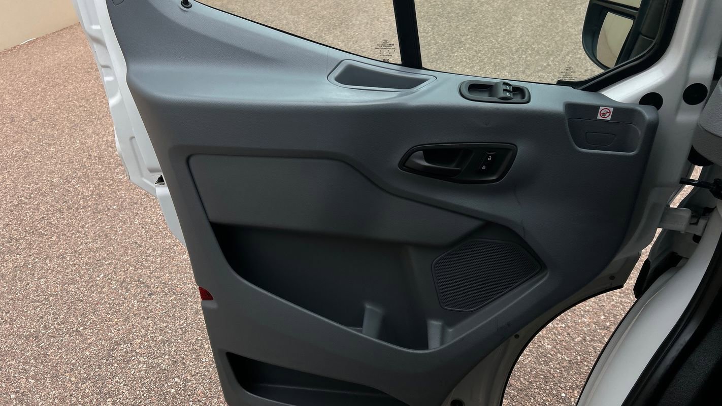 Used 2019 Ford Transit 250 148 Low Roof RWD image 23