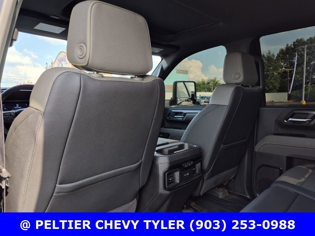 Used 2024 Chevrolet Silverado 2500 ZR2 w/ Technology Package AWD/4WD image 42