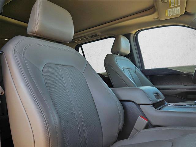 Used 2021 Ford Expedition Limited RWD image 22