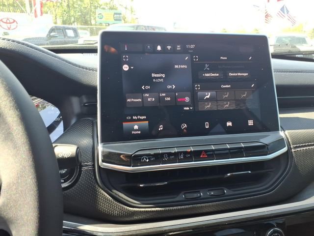 Used 2024 Jeep Compass Latitude w/ Altitude Special Edition image 19