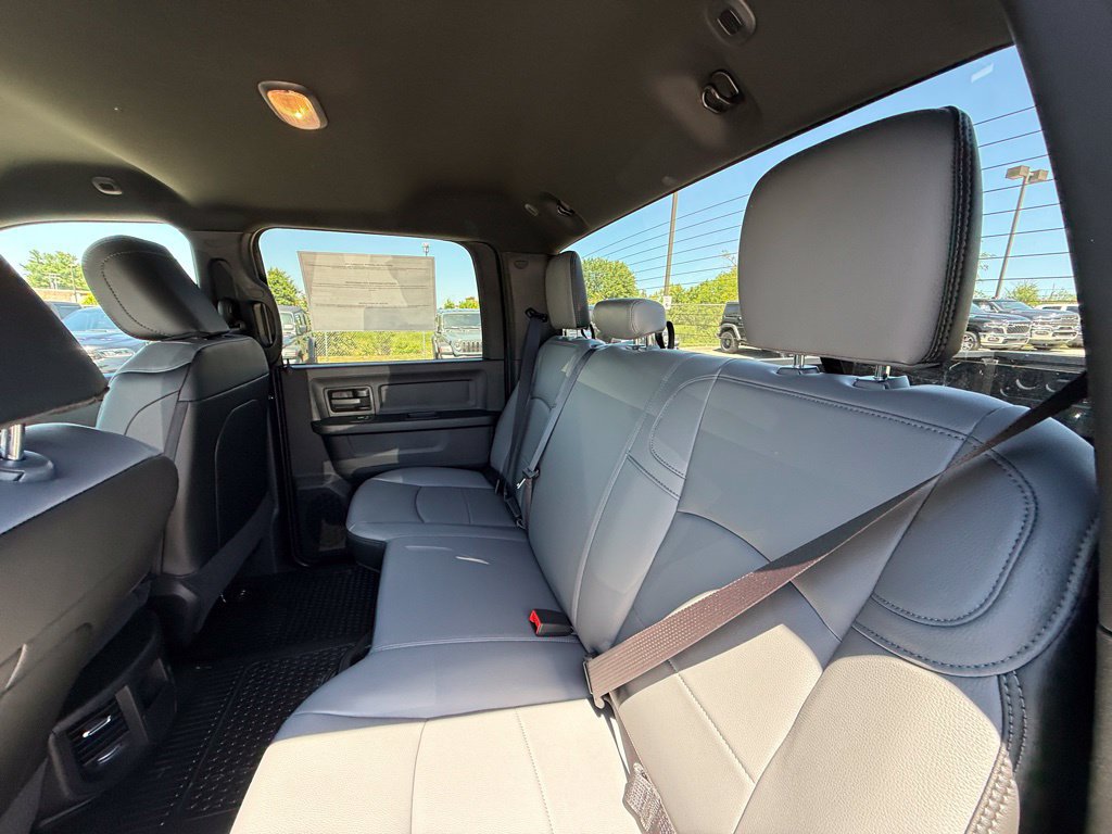 New 2026 RAM 3500 Tradesman AWD/4WD image 25