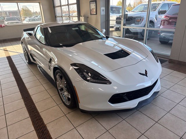 Used 2019 Chevrolet Corvette Grand Sport RWD image 3