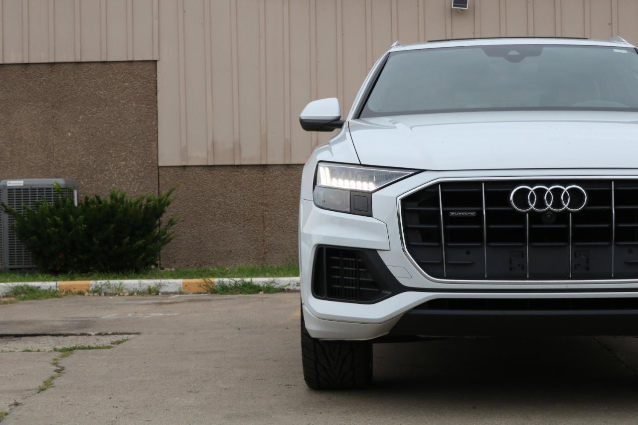 Used 2019 Audi Q8 Premium Plus w/ Premium Plus AWD/4WD image 4