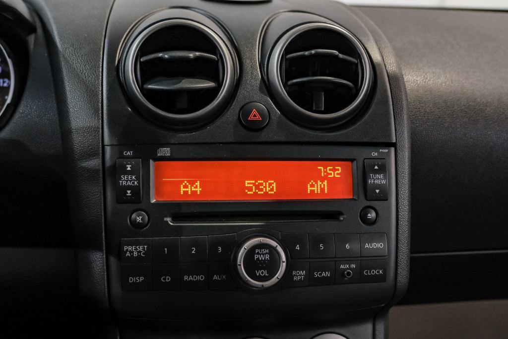 Used 2009 Nissan Rogue SL w/ Moonroof Pkg image 27