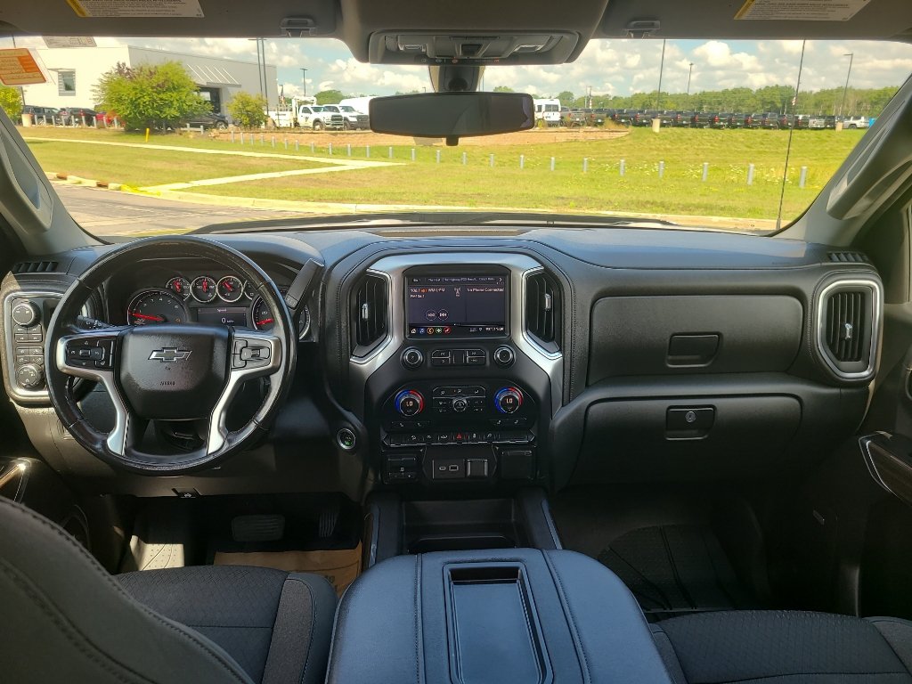 Used 2019 Chevrolet Silverado 1500 LT Trail Boss AWD/4WD image 20