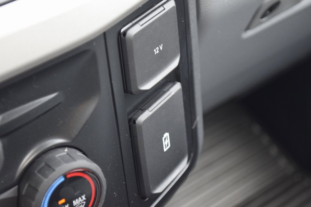 New 2025 Ford F250 XL w/ FX4 Off-Road Package image 16