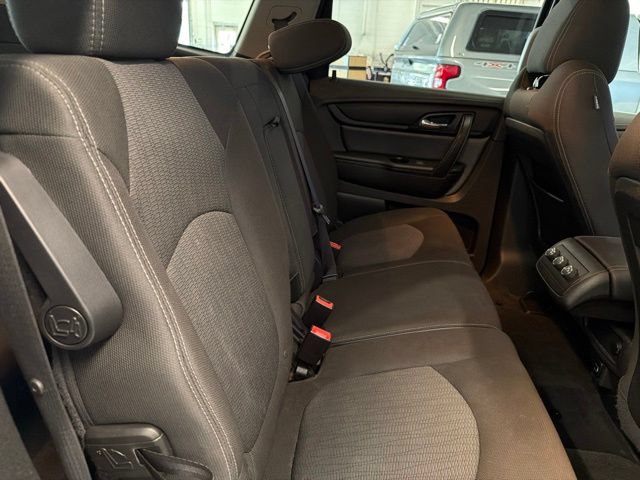 Used 2017 Chevrolet Traverse LT w/ Style and Technology Package AWD/4WD image 24