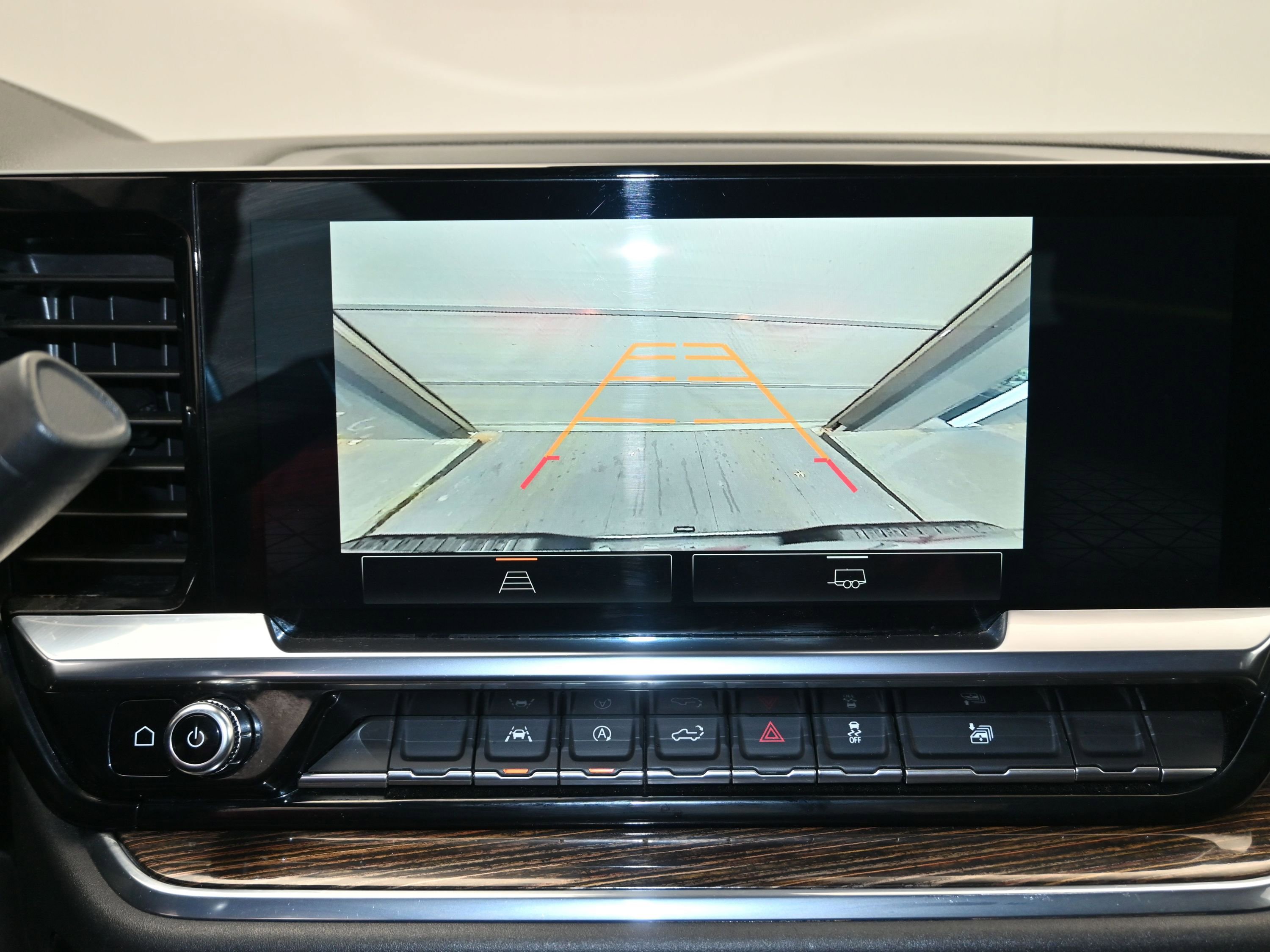 Used 2024 GMC Sierra 1500 SLE image 15