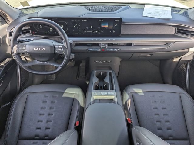 Used 2025 Kia EV9 Wind image 14