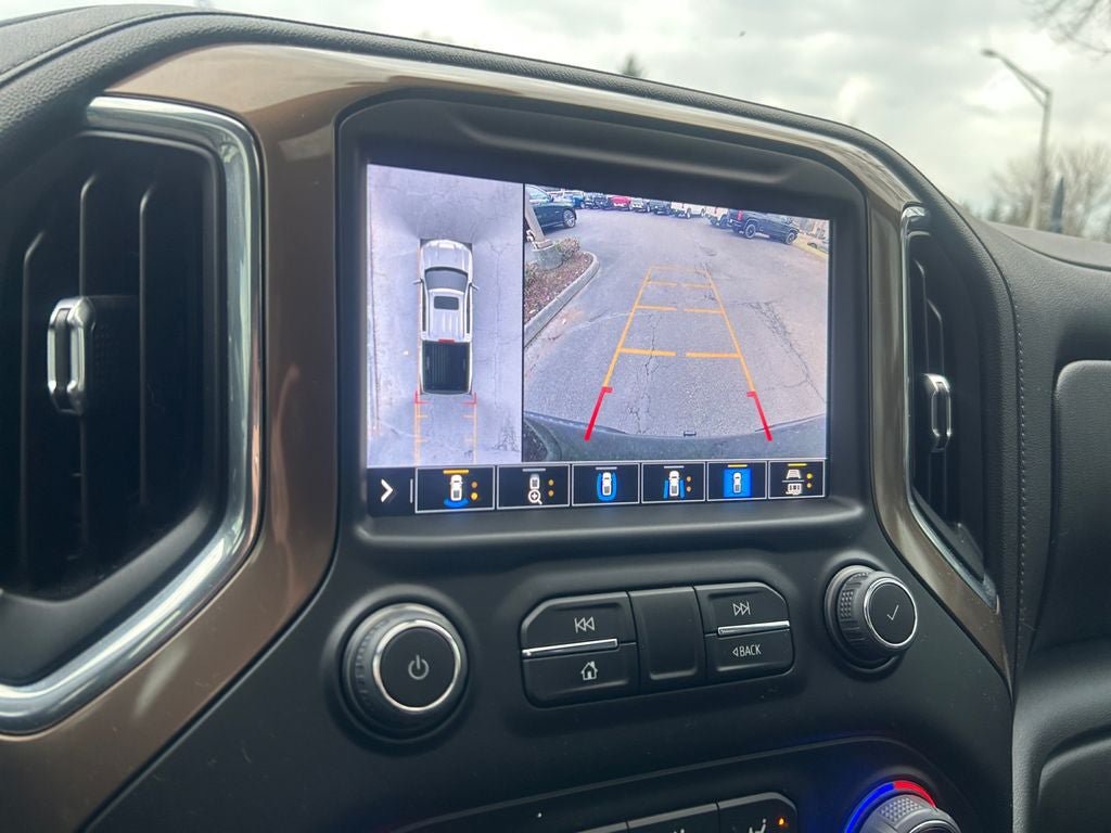 Used 2022 Chevrolet Silverado 1500 High Country w/ Technology Package AWD/4WD image 19