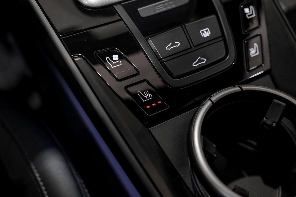 Used 2024 Porsche 911 Carrera GTS w/ Premium Package image 16