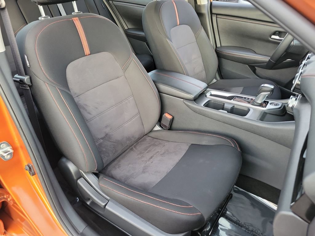 Certified 2025 Nissan Sentra SR image 19