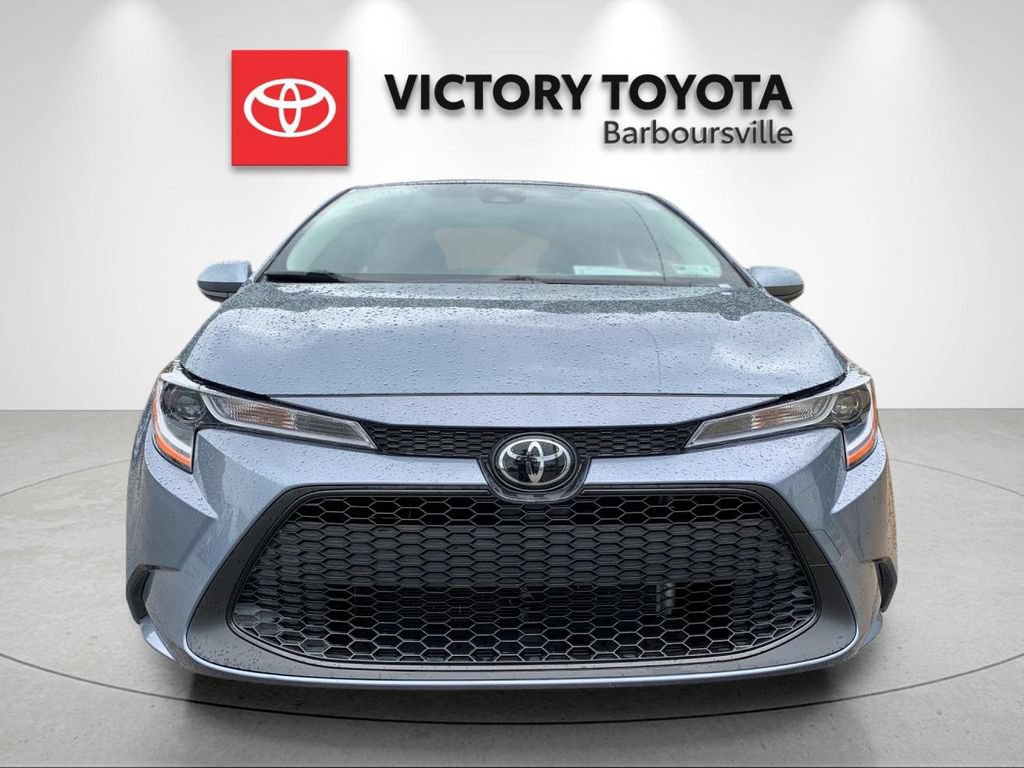 Used 2022 Toyota Corolla LE FWD image 8