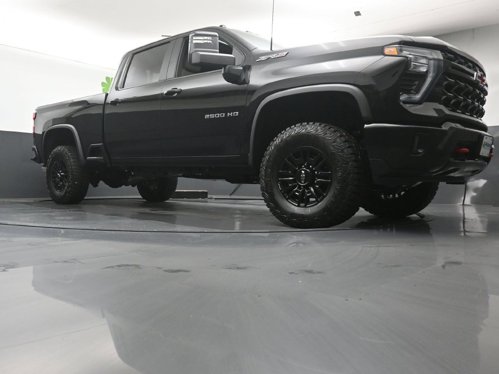 New 2026 Chevrolet Silverado 2500 ZR2 AWD/4WD image 29