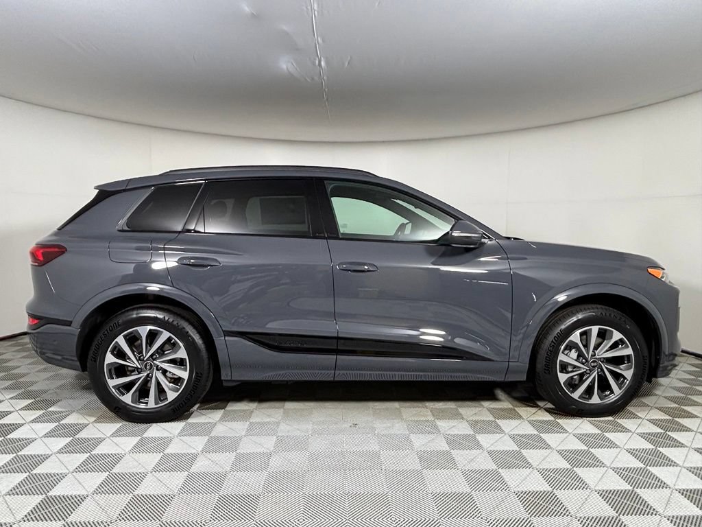 New 2027 Audi Q6 e-tron Premium AWD/4WD image 8