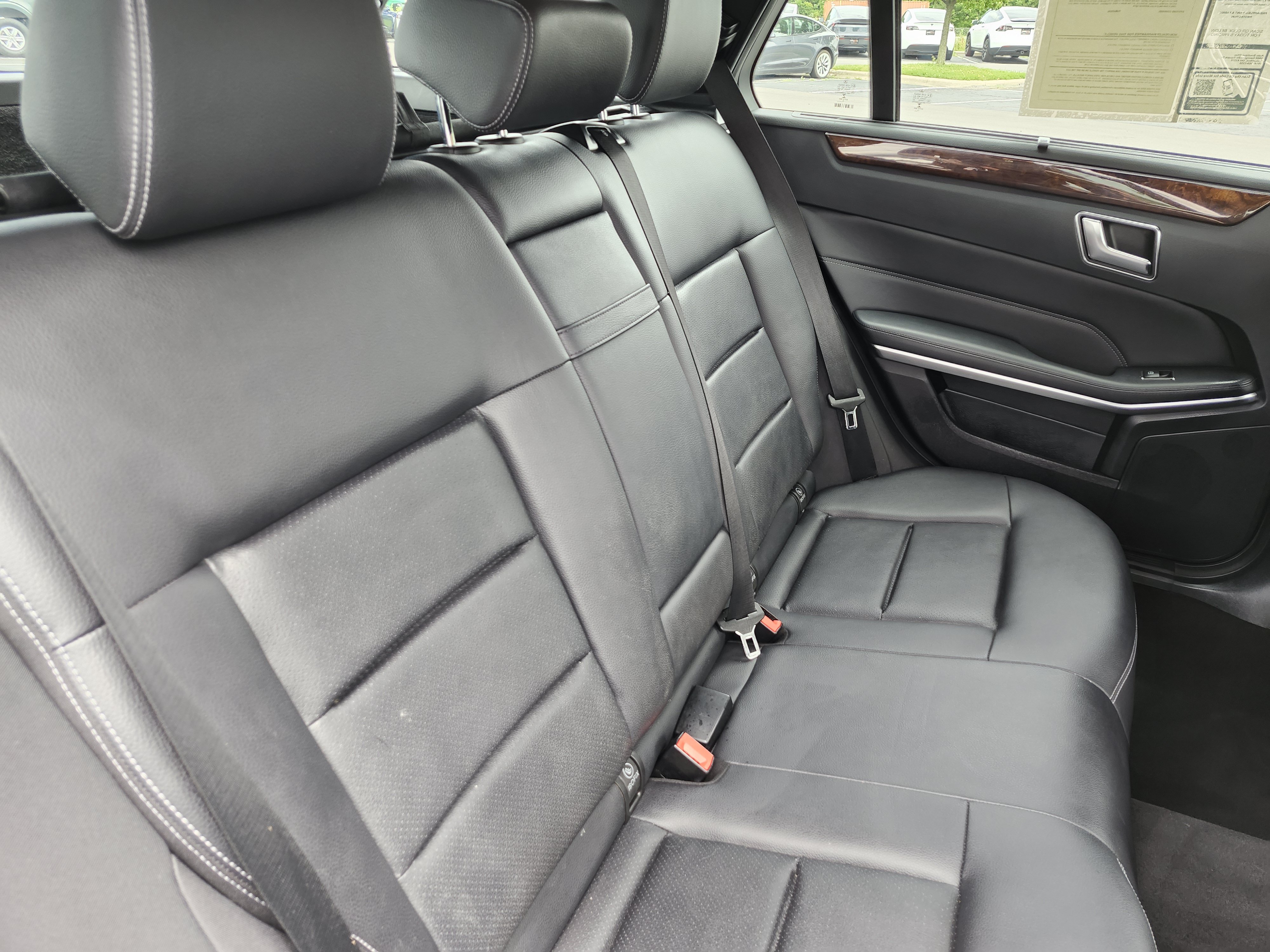 Used 2014 Mercedes-Benz E 350 4MATIC Wagon image 19