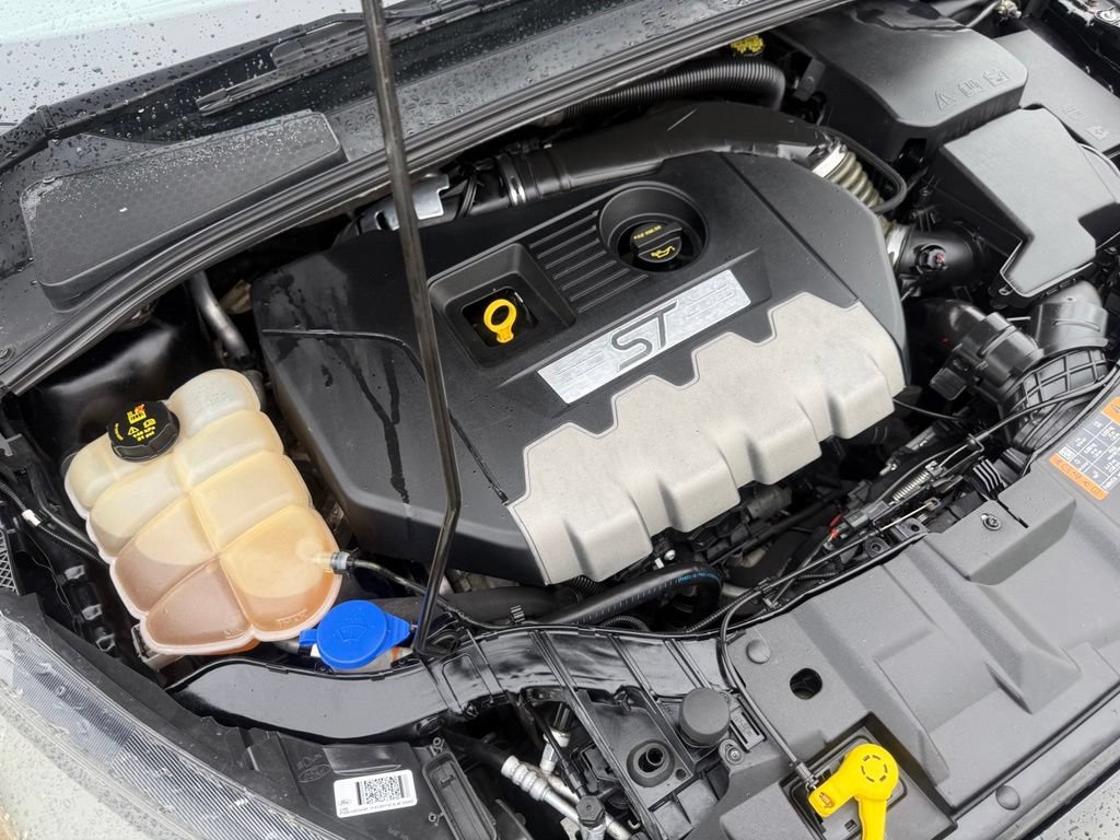 Used 2017 Ford Focus ST w/ Equipment Group 401A FWD image 55