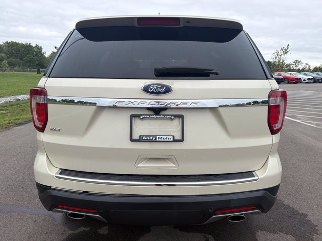 Used 2018 Ford Explorer XLT w/ Equipment Group 202A FWD image 8