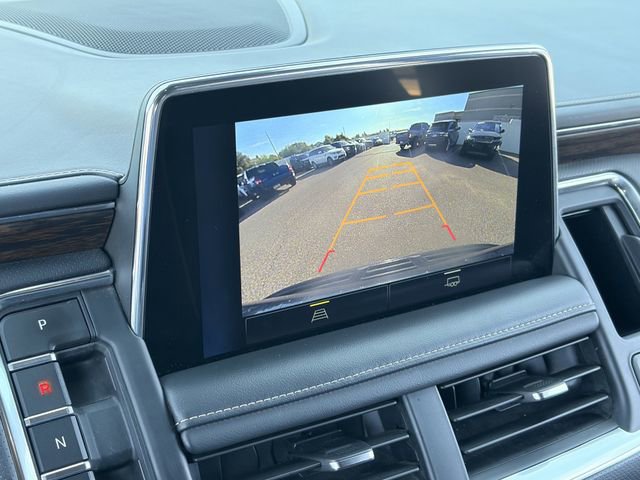 Used 2023 Chevrolet Suburban Premier image 15