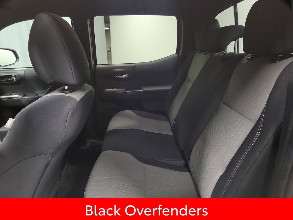 Used 2023 Toyota Tacoma TRD Off-Road w/ Technology Package AWD/4WD image 20
