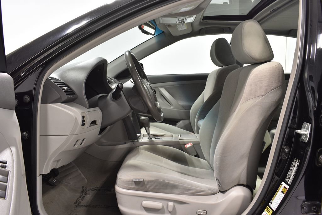 Used 2010 Toyota Camry Hybrid image 10