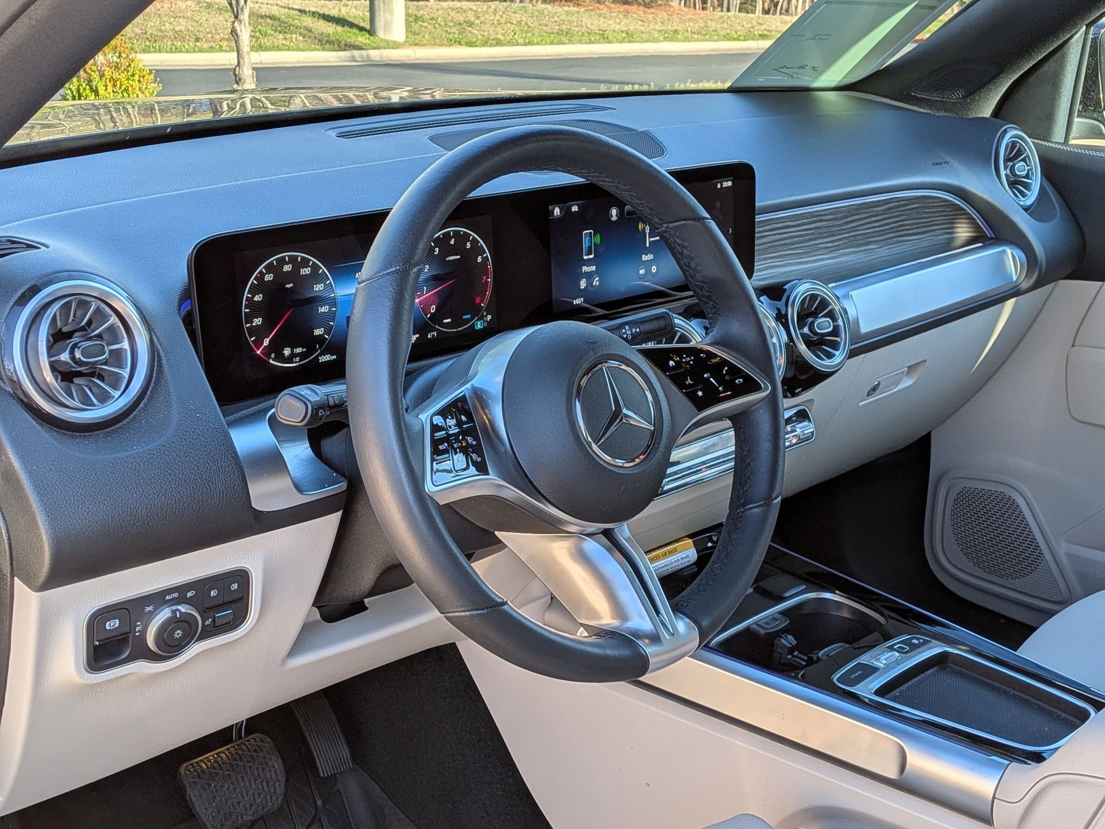 Used 2025 Mercedes-Benz GLB 250 250 image 12