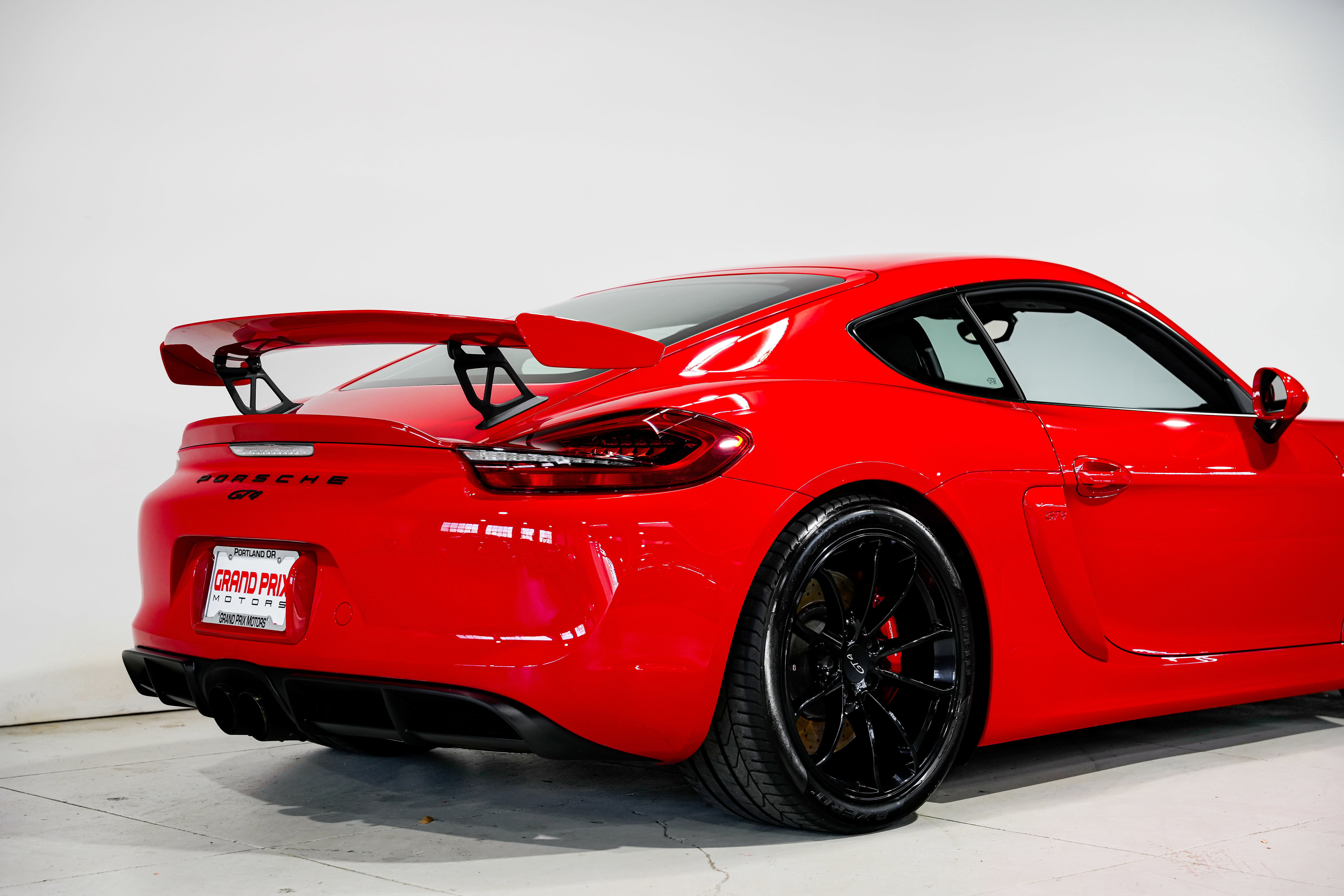 Used 2016 Porsche Cayman GT4 image 34