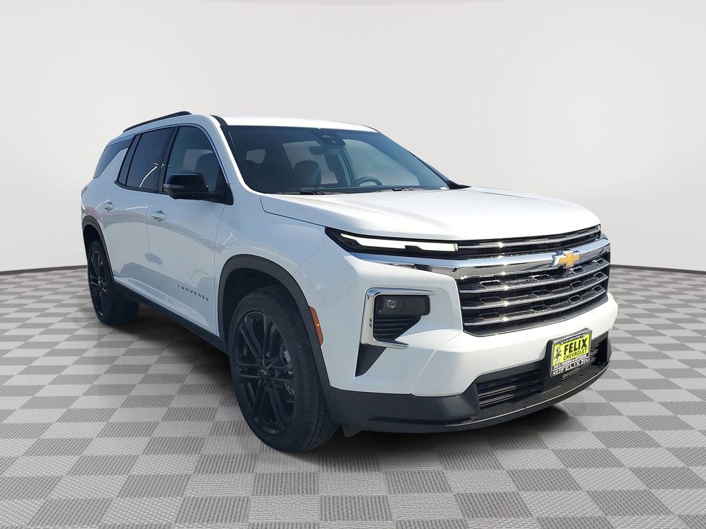 New 2026 Chevrolet Traverse LT w/ Driver Confidence Package image 2