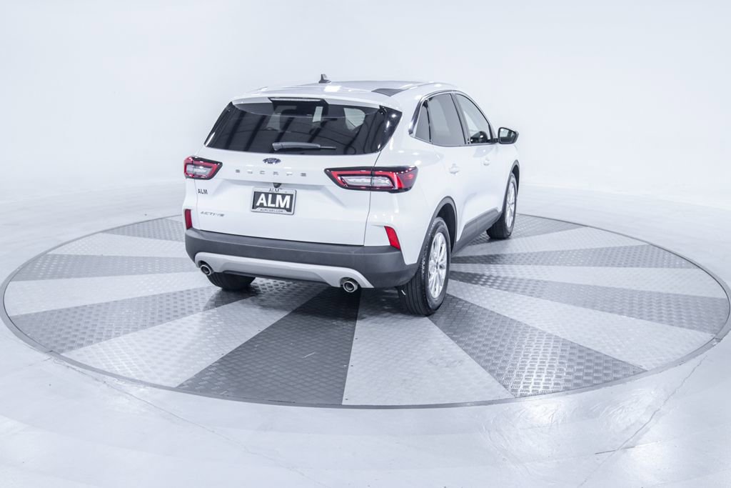 Used 2024 Ford Escape Active image 8