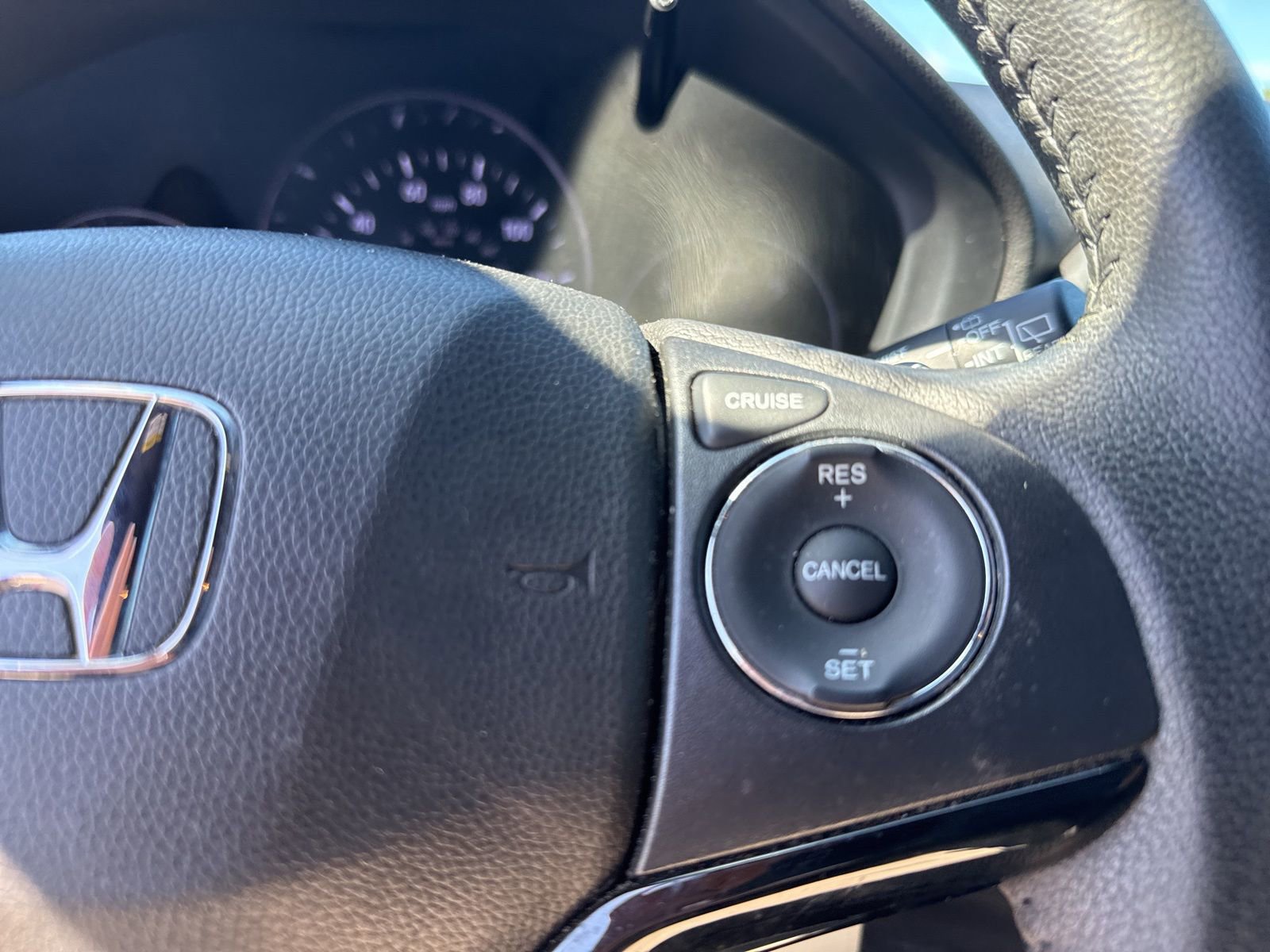 Used 2022 Honda HR-V Sport image 16