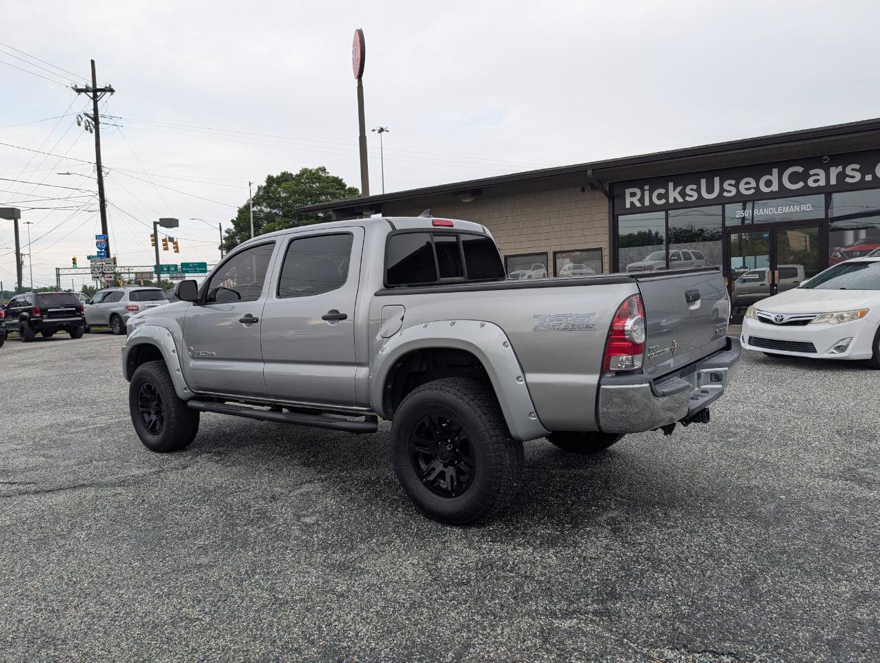 Used 2015 Toyota Tacoma PreRunner w/ SR5 Package RWD image 7