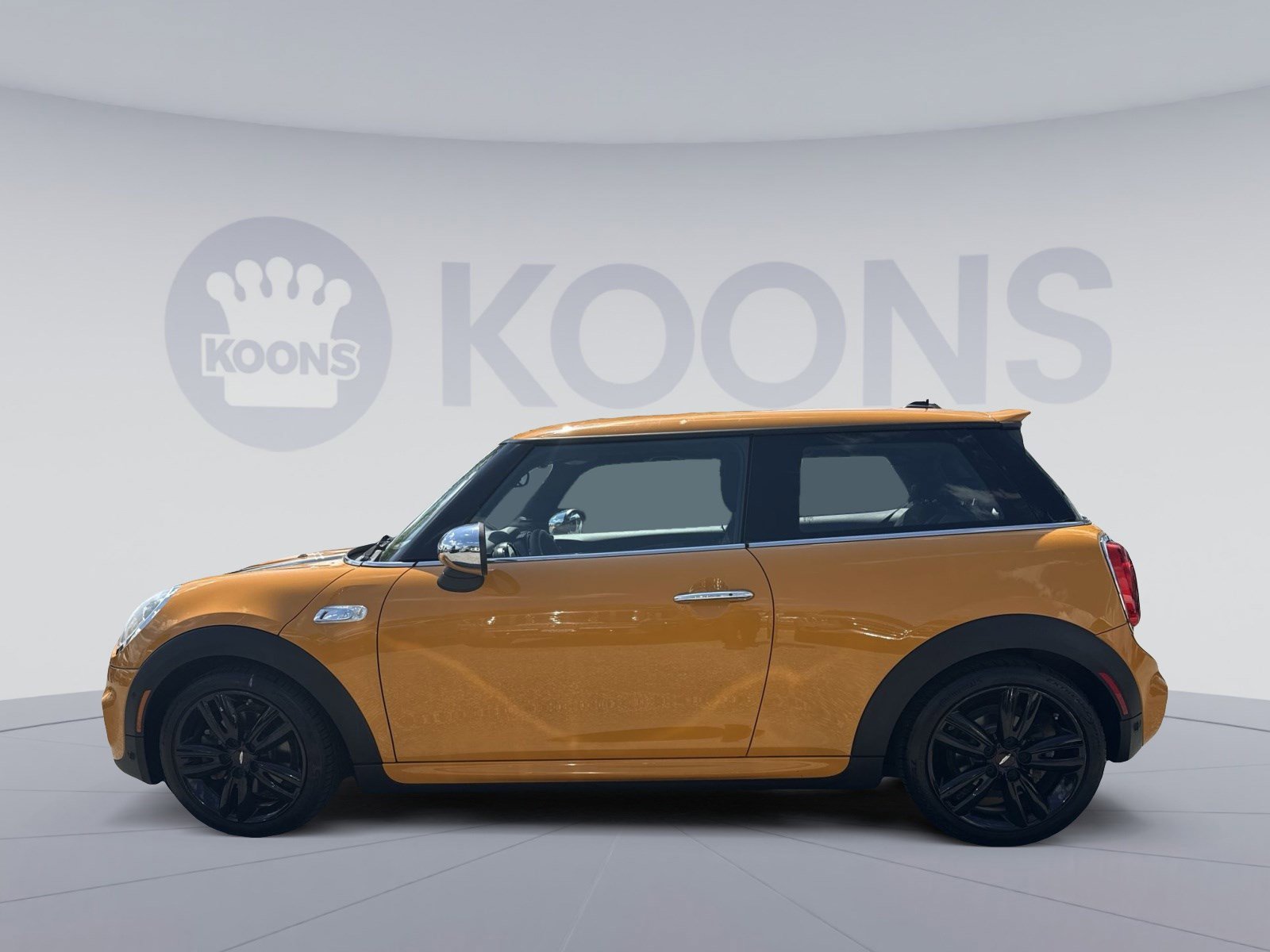 Used 2015 MINI Cooper S image 2