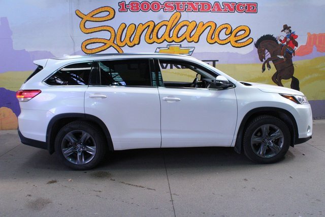 Used 2017 Toyota Highlander Limited