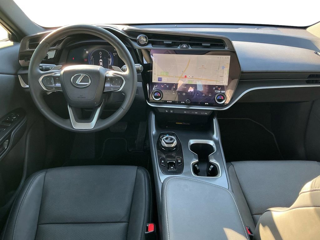 Used 2023 Lexus RZ 450e Premium w/ Technology Package image 17