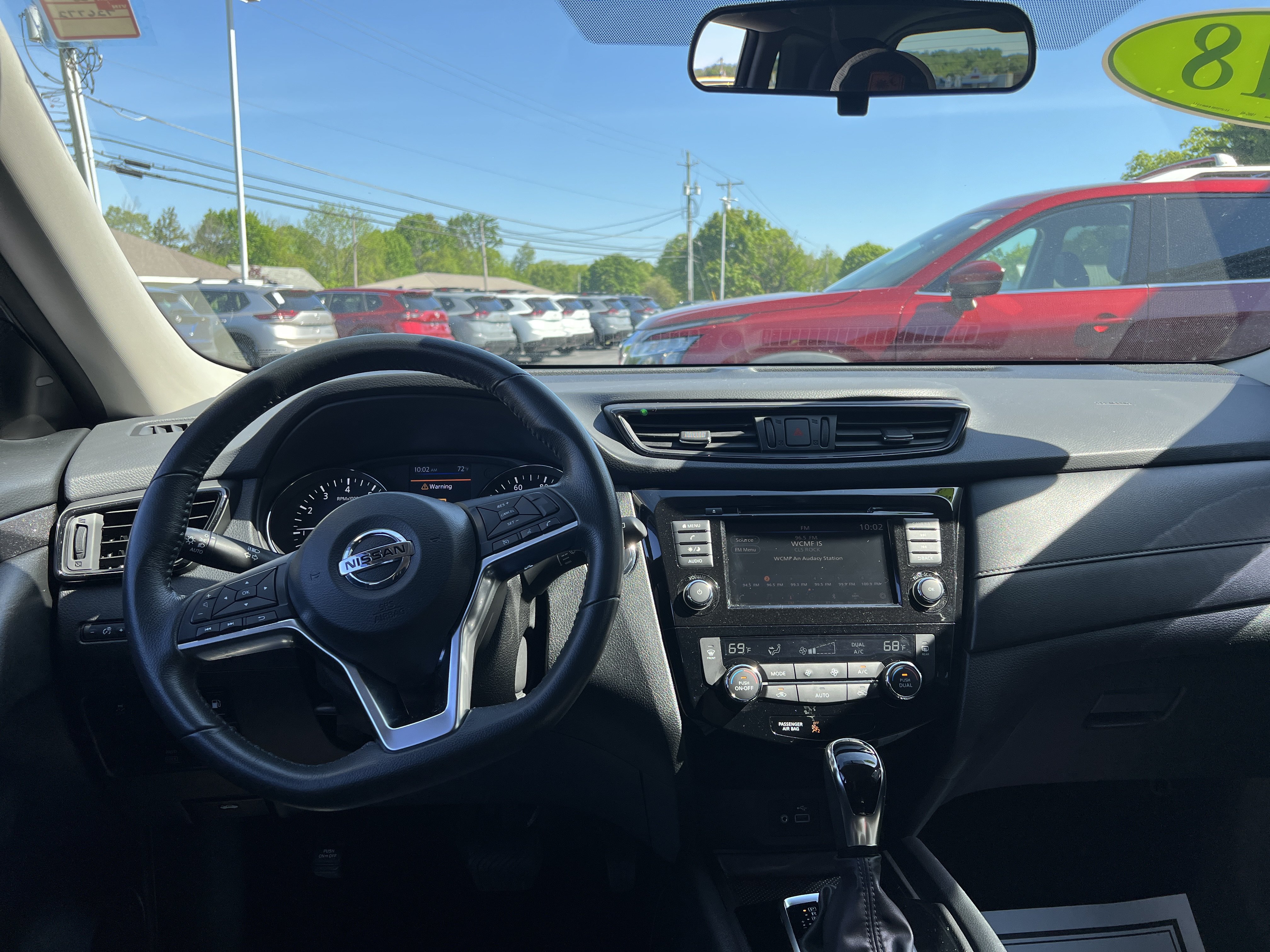 Used 2018 Nissan Rogue SV AWD/4WD image 5