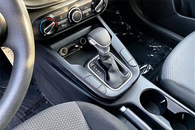 Used 2024 Kia Soul LX w/ Option Group 015 image 17