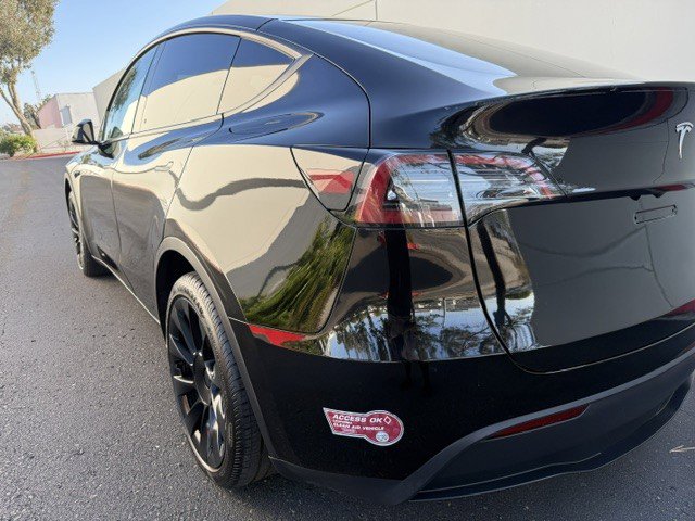 Used 2023 Tesla Model Y Long Range AWD/4WD image 10