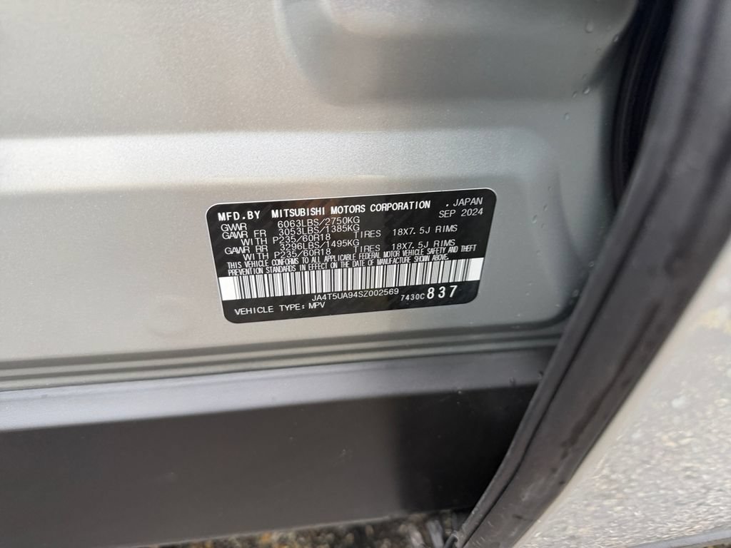 Used 2025 Mitsubishi Outlander ES AWD/4WD image 31