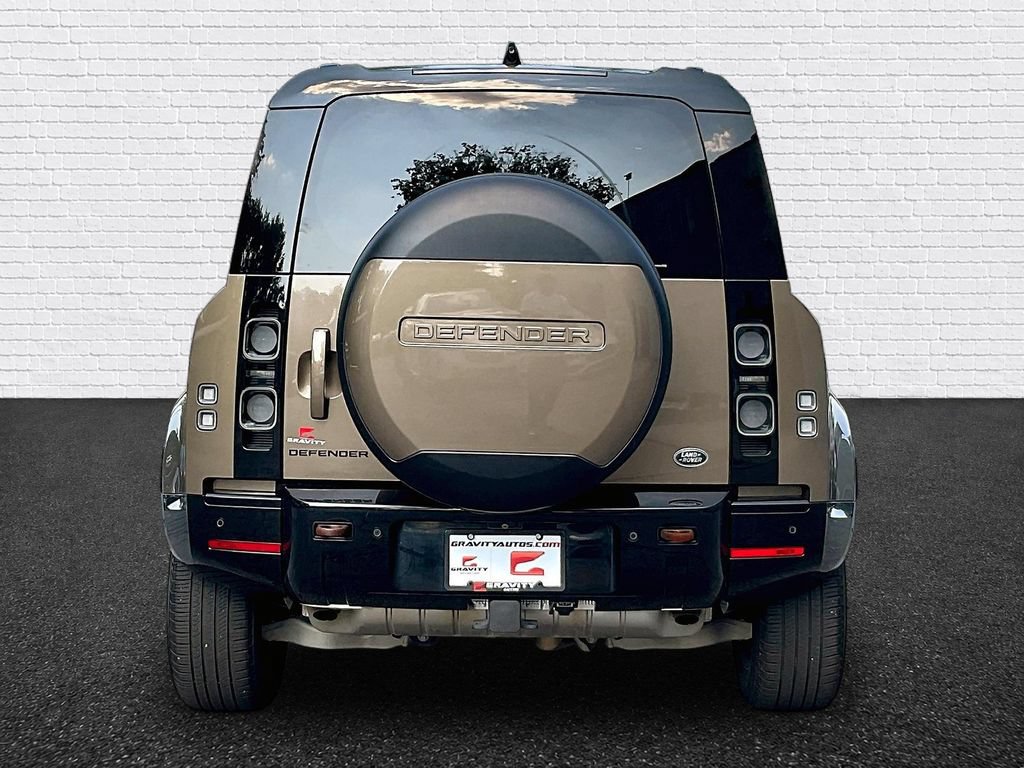 Used 2022 Land Rover Defender 110 X AWD/4WD image 5