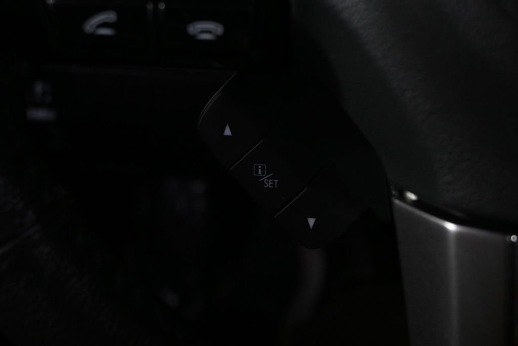 Used 2017 Subaru Outback 3.6R Touring w/ Popular Package #5A image 35