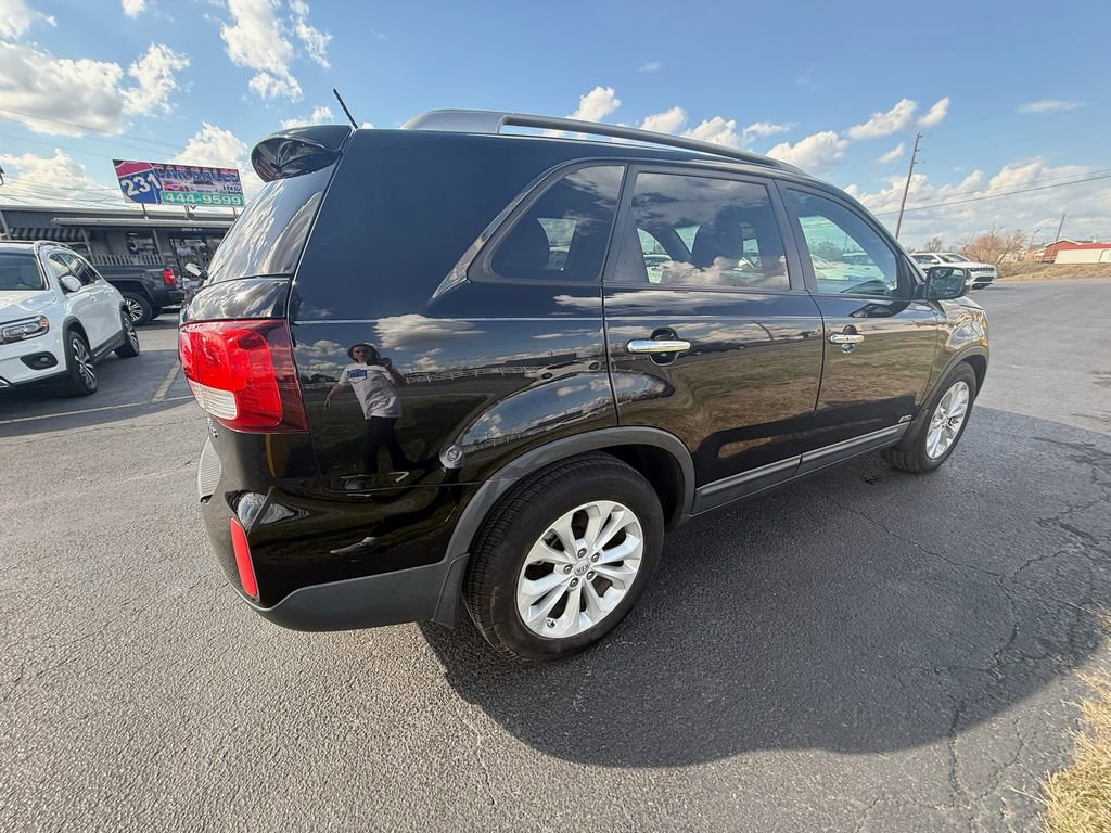 Used 2015 Kia Sorento EX image 3