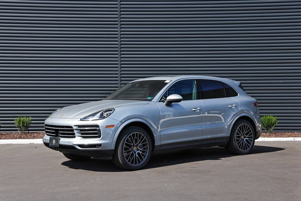 Used 2022 Porsche Cayenne Platinum Edition image 1