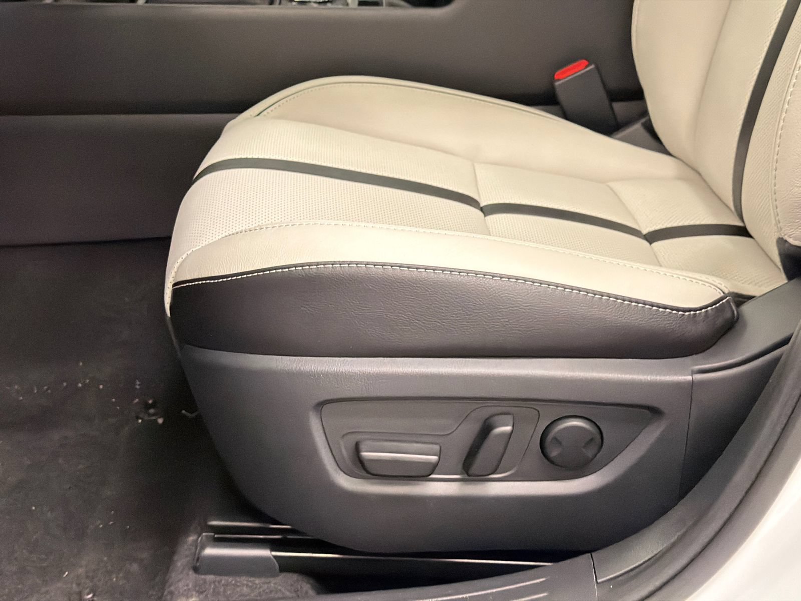 New 2026 MAZDA CX-50 AWD 2.5 S w/ Weather Package image 16