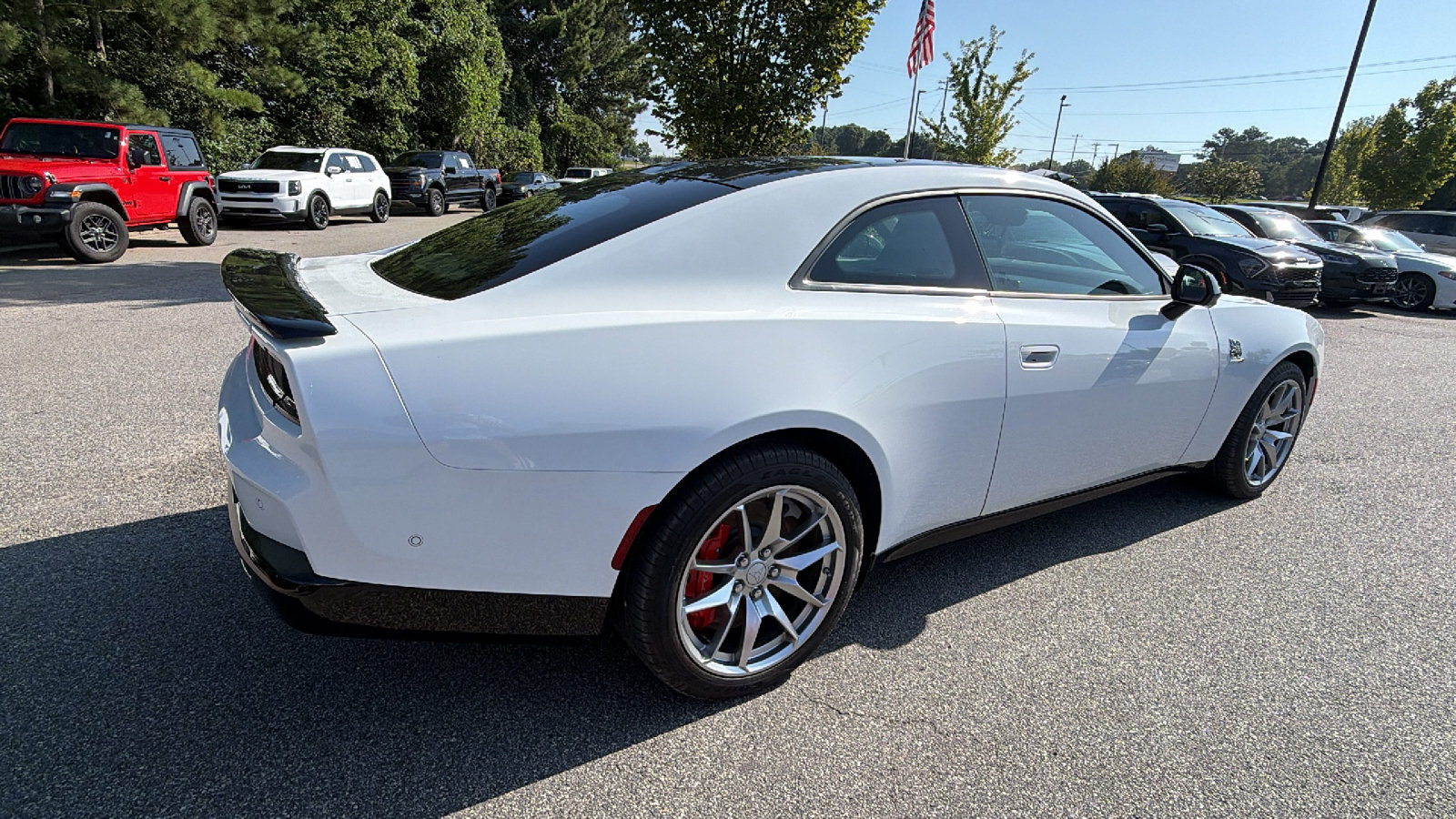 Used 2024 Dodge Charger Daytona Scat Pack w/ Plus Group AWD/4WD image 8
