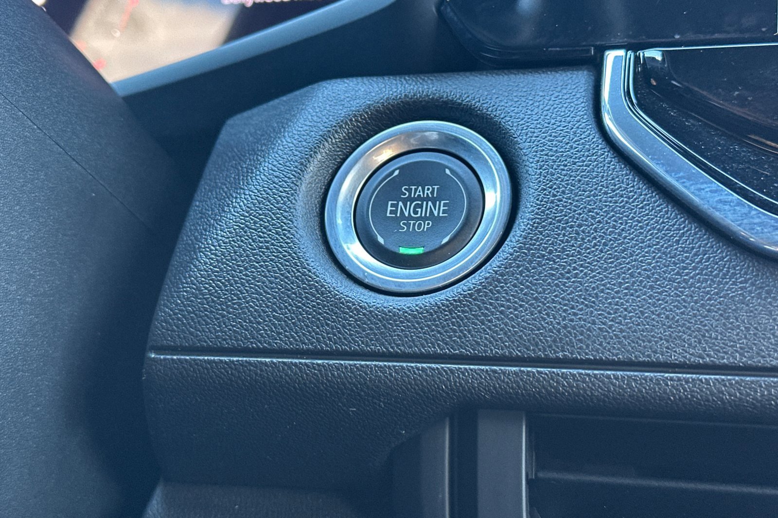 Used 2024 Chevrolet Colorado W/T image 24