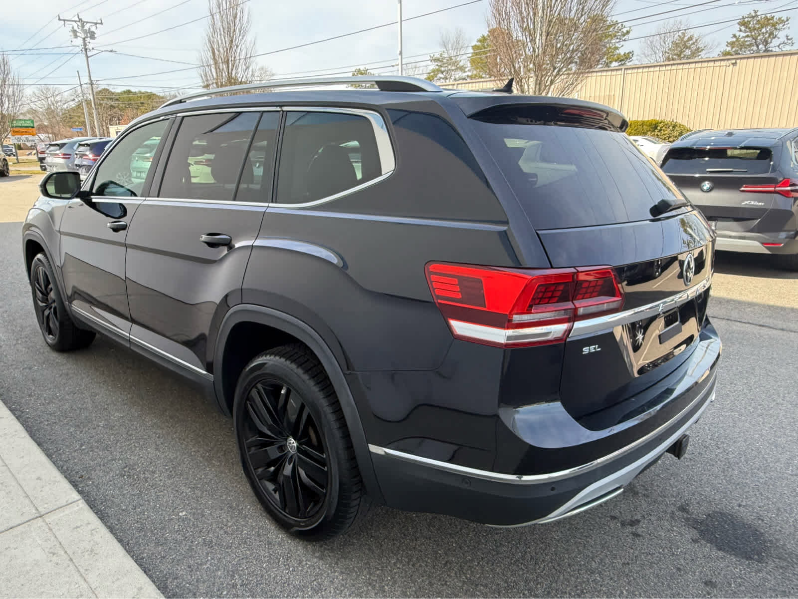 Used 2018 Volkswagen Atlas SEL Premium image 6