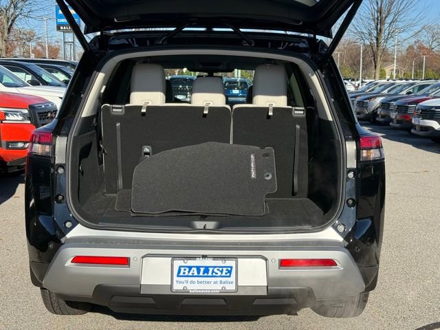 New 2025 Nissan Pathfinder SL image 10