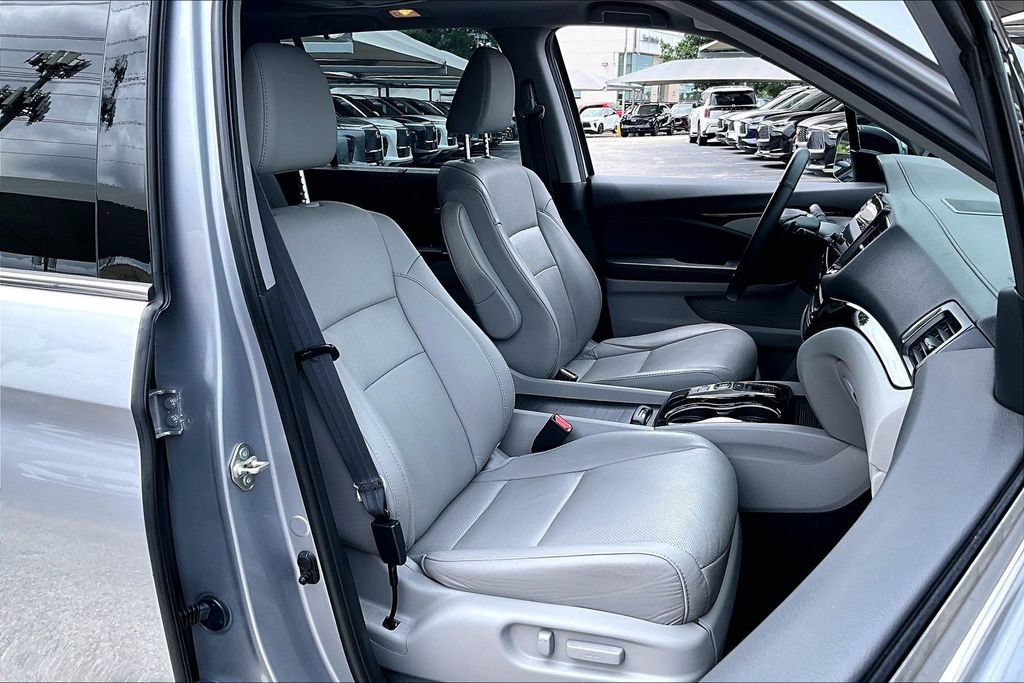 Used 2020 Honda Pilot Elite image 10