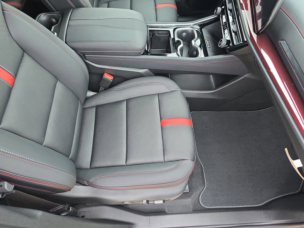 New 2026 Chevrolet Traverse RS FWD image 10